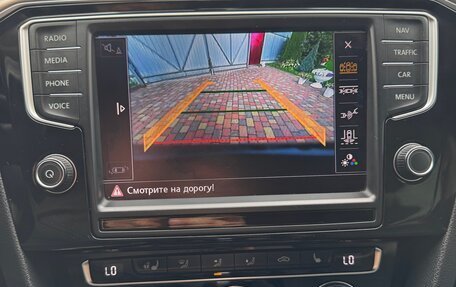 Volkswagen Passat B8 рестайлинг, 2016 год, 1 600 000 рублей, 26 фотография
