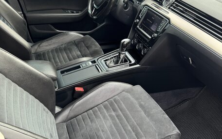 Volkswagen Passat B8 рестайлинг, 2016 год, 1 600 000 рублей, 21 фотография