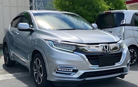 Honda Vezel, 2019 год, 1 200 000 рублей, 2 фотография