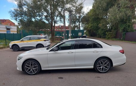 Mercedes-Benz E-Класс, 2020 год, 3 500 000 рублей, 2 фотография