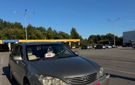 Toyota Camry V40, 2005 год, 870 000 рублей, 2 фотография