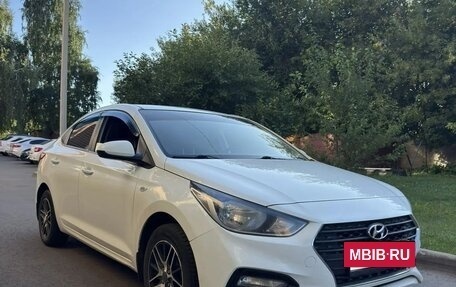 Hyundai Solaris II рестайлинг, 2017 год, 925 000 рублей, 6 фотография