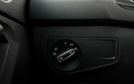 Volkswagen Tiguan II, 2019 год, 2 248 000 рублей, 13 фотография