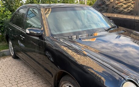 Mercedes-Benz E-Класс, 2000 год, 165 000 рублей, 3 фотография