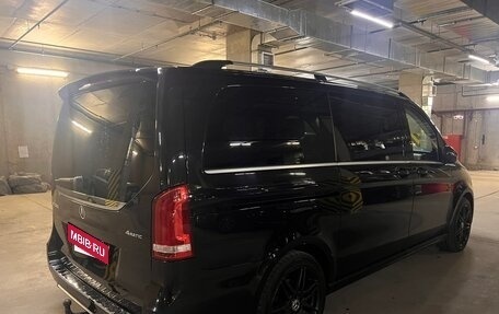 Mercedes-Benz V-Класс, 2020 год, 4 000 000 рублей, 4 фотография