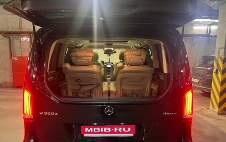Mercedes-Benz V-Класс, 2020 год, 4 000 000 рублей, 13 фотография