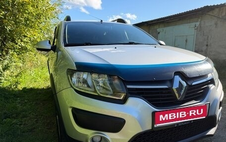 Renault Sandero II рестайлинг, 2015 год, 650 000 рублей, 1 фотография