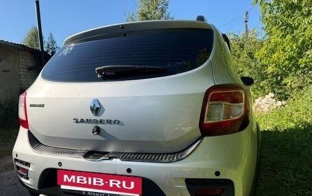 Renault Sandero II рестайлинг, 2015 год, 650 000 рублей, 5 фотография