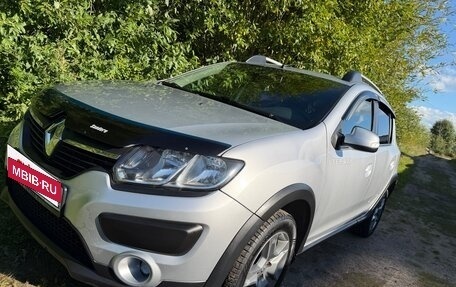 Renault Sandero II рестайлинг, 2015 год, 650 000 рублей, 20 фотография