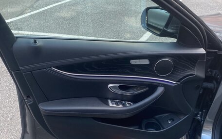 Mercedes-Benz E-Класс, 2020 год, 3 850 000 рублей, 22 фотография