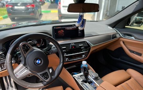 BMW 5 серия, 2021 год, 4 300 000 рублей, 9 фотография