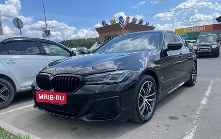 BMW 5 серия, 2021 год, 4 300 000 рублей, 17 фотография