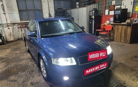 Audi A4, 2004 год, 600 000 рублей, 8 фотография