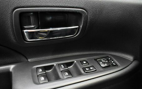 Mitsubishi Outlander III рестайлинг 3, 2018 год, 2 100 000 рублей, 12 фотография