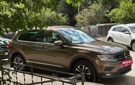 Volkswagen Tiguan II, 2019 год, 2 250 000 рублей, 5 фотография