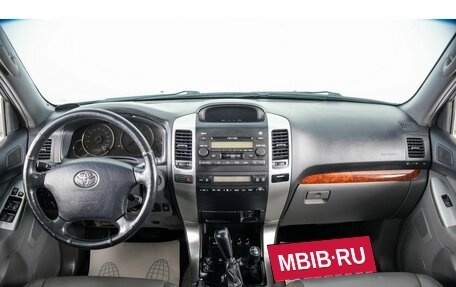 Toyota Land Cruiser Prado 120 рестайлинг, 2006 год, 1 959 000 рублей, 12 фотография