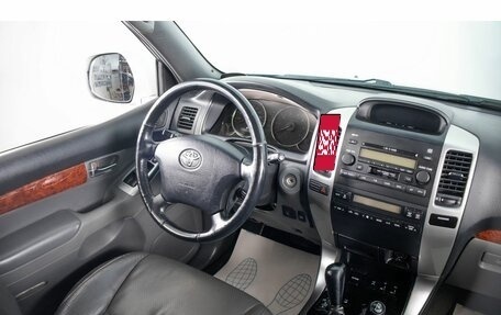 Toyota Land Cruiser Prado 120 рестайлинг, 2006 год, 1 959 000 рублей, 11 фотография