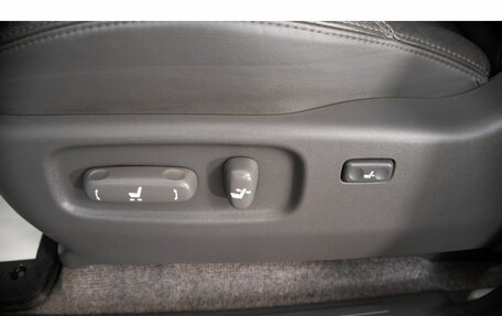 Toyota Land Cruiser Prado 120 рестайлинг, 2006 год, 1 959 000 рублей, 20 фотография