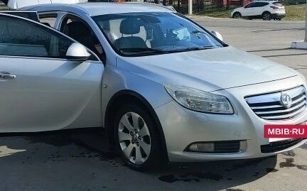 Opel Insignia II рестайлинг, 2012 год, 600 000 рублей, 2 фотография
