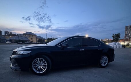 Toyota Camry, 2019 год, 2 650 000 рублей, 7 фотография