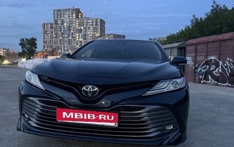 Toyota Camry, 2019 год, 2 650 000 рублей, 18 фотография
