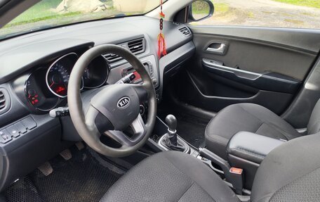 KIA Rio III рестайлинг, 2012 год, 700 000 рублей, 2 фотография