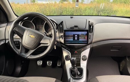 Chevrolet Cruze II, 2014 год, 625 000 рублей, 3 фотография