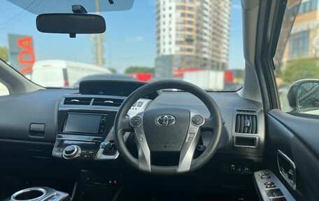 Toyota Prius Alpha I (ZVW40/41), 2015 год, 1 480 000 рублей, 10 фотография