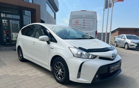 Toyota Prius Alpha I (ZVW40/41), 2015 год, 1 480 000 рублей, 3 фотография