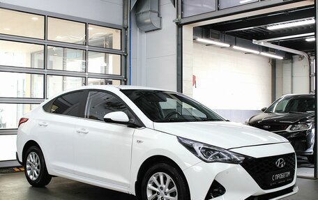 Hyundai Solaris II рестайлинг, 2021 год, 1 090 000 рублей, 3 фотография