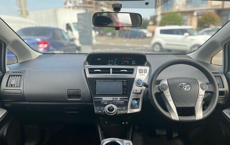 Toyota Prius Alpha I (ZVW40/41), 2015 год, 1 480 000 рублей, 17 фотография