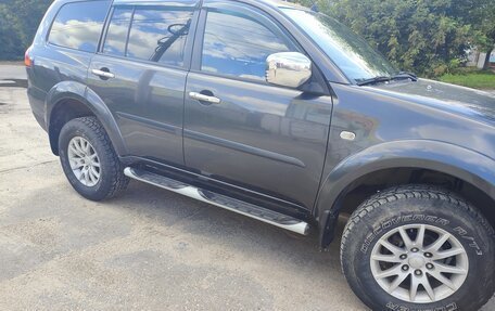 Mitsubishi Pajero Sport II рестайлинг, 2011 год, 1 790 000 рублей, 2 фотография