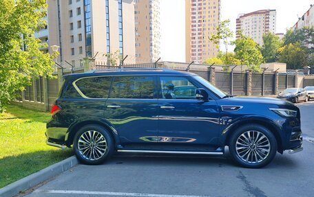 Infiniti QX80 I рестайлинг, 2018 год, 6 000 000 рублей, 3 фотография