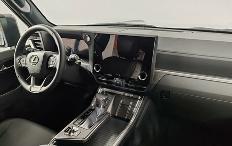 Lexus GX, 2026 год, 14 290 000 рублей, 16 фотография