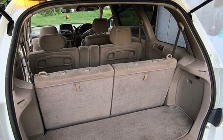 Toyota Gaia, 2003 год, 630 000 рублей, 12 фотография