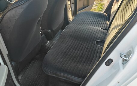 Toyota Vitz, 2009 год, 700 000 рублей, 9 фотография
