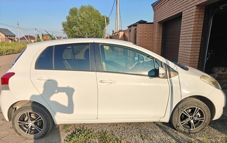 Toyota Vitz, 2009 год, 700 000 рублей, 17 фотография