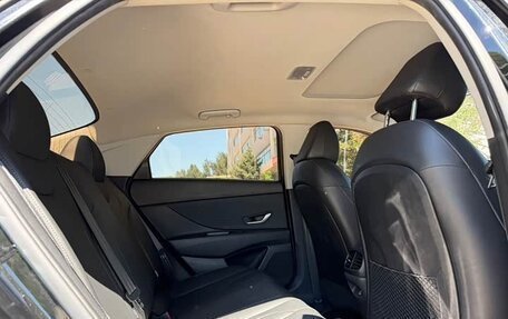 Hyundai Elantra, 2022 год, 1 133 000 рублей, 19 фотография