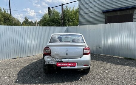 Renault Logan II, 2016 год, 250 000 рублей, 4 фотография