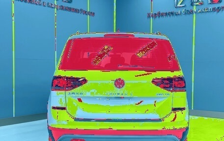 Volkswagen Touran III, 2022 год, 1 830 005 рублей, 5 фотография