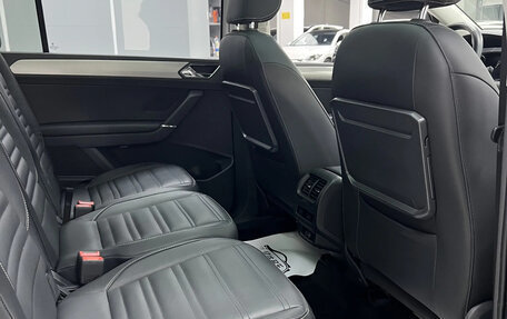 Volkswagen Touran III, 2022 год, 1 830 005 рублей, 12 фотография