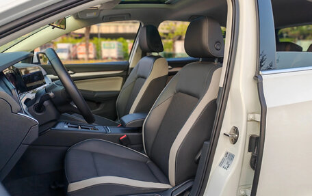 Volkswagen Golf VIII, 2022 год, 1 541 007 рублей, 14 фотография