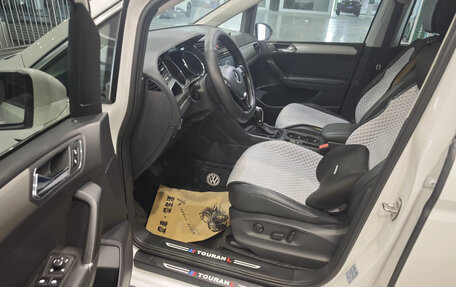 Volkswagen Touran III, 2022 год, 1 760 005 рублей, 14 фотография