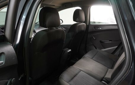 Opel Astra J, 2011 год, 619 000 рублей, 11 фотография