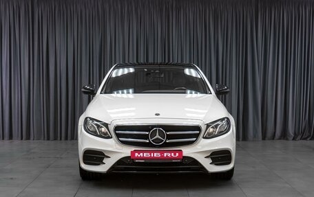 Mercedes-Benz E-Класс, 2017 год, 2 839 000 рублей, 3 фотография