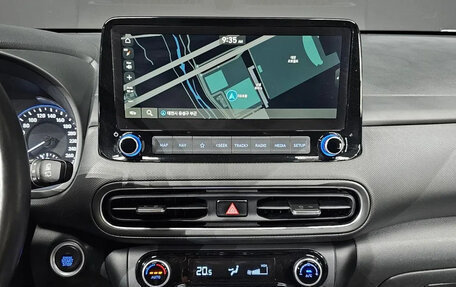 Hyundai Kona I, 2022 год, 1 857 000 рублей, 8 фотография