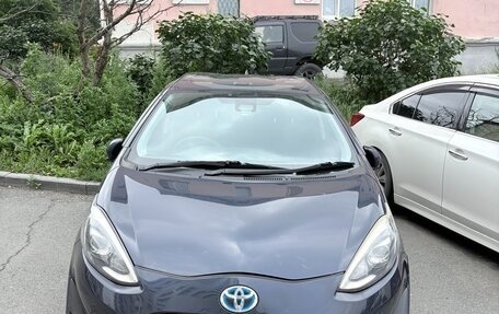 Toyota Aqua I, 2018 год, 1 050 000 рублей, 2 фотография