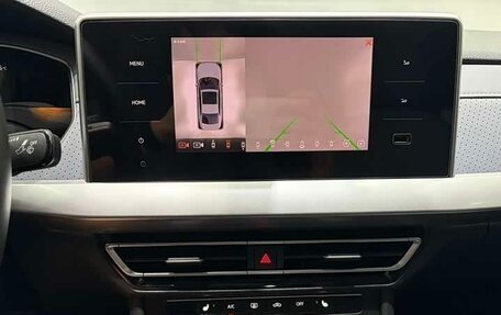 Volkswagen Lavida, 2023 год, 1 400 008 рублей, 13 фотография