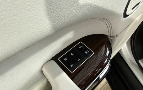 Land Rover Range Rover IV рестайлинг, 2013 год, 3 879 000 рублей, 18 фотография