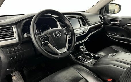 Toyota Highlander III, 2014 год, 2 850 000 рублей, 10 фотография